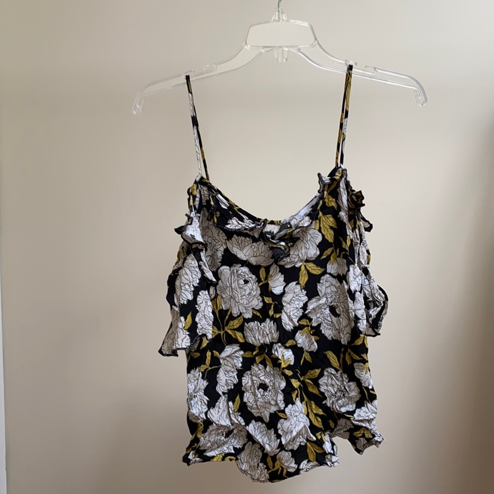 LEITH - Floral Blouse with off the shoulder detail